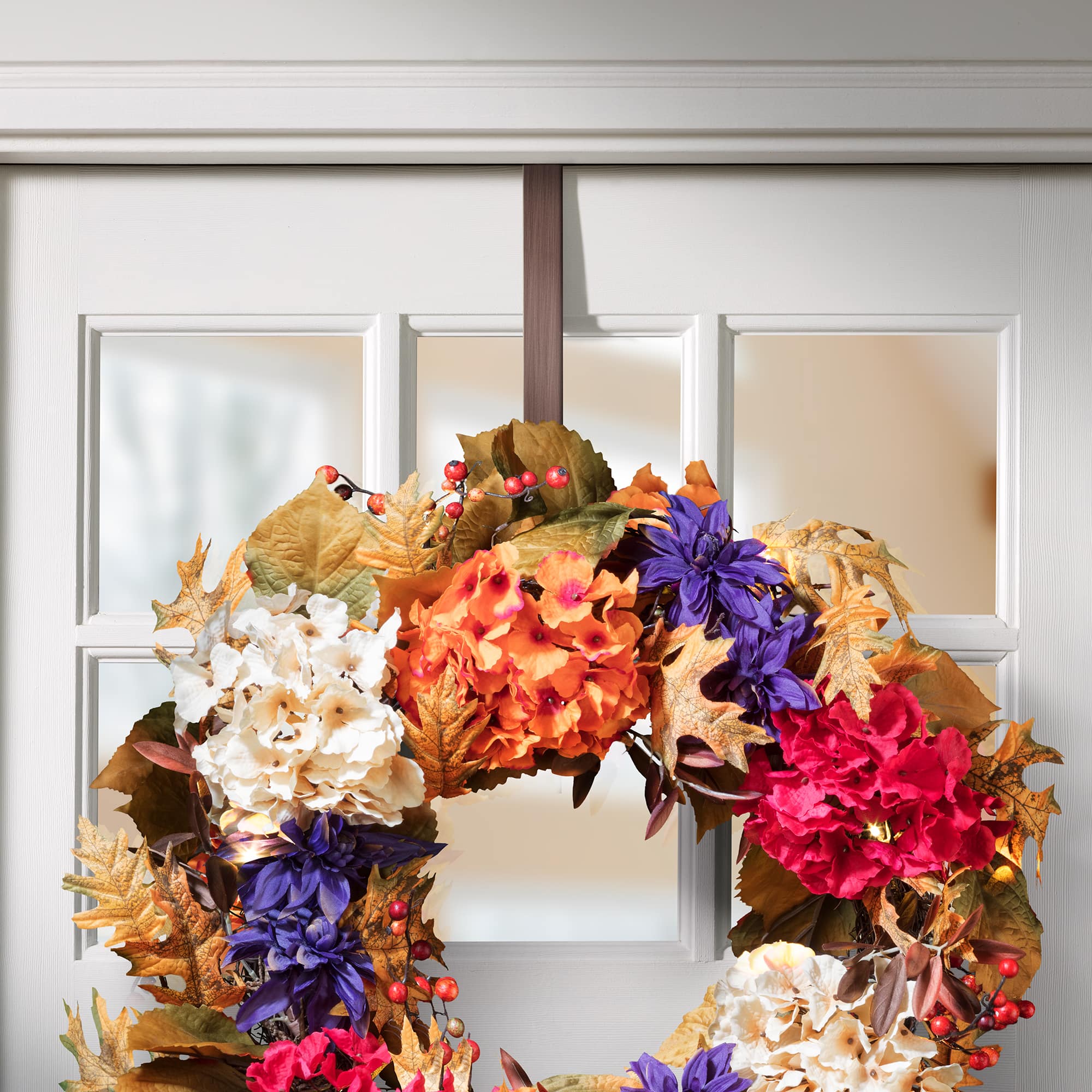 Haute Decor Adapt™ Oil-Rubbed Bronze Adjustable Wreath Hanger
